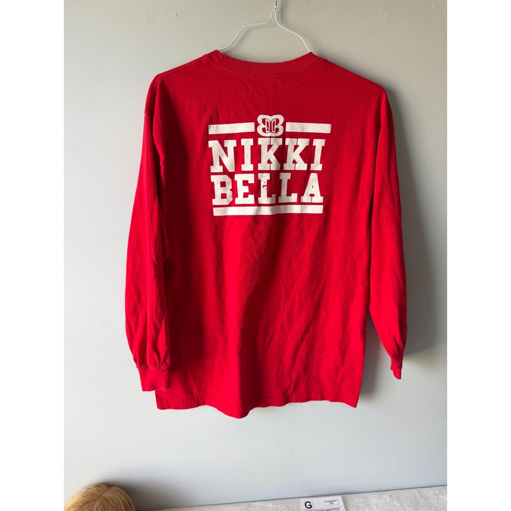 WWE Authentic Nikki Bella Fearless Red Long Sleeve Graphic T-Shirt - Picture 6 of 7